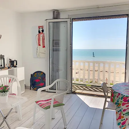 Apartment Avec Balcon, Jardin, Et Acces - Fr-1-361-492