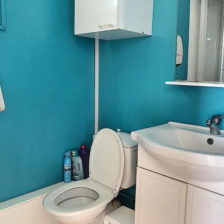 شقة Avec Balcon, Jardin, Et Acces - Fr-1-361-492