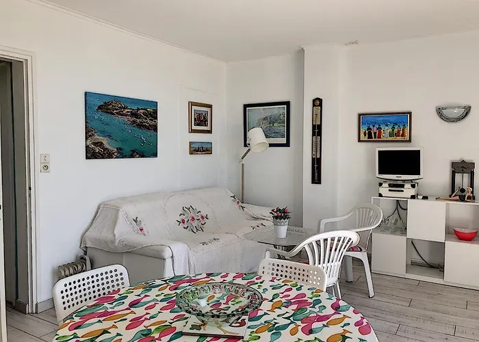 Avec Balcon, Jardin, Et Acces - Fr-1-361-492